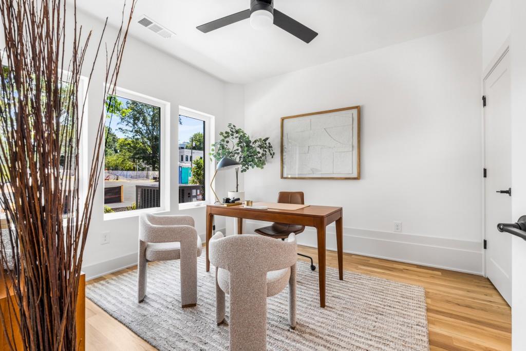 404 Linden Avenue NE 18