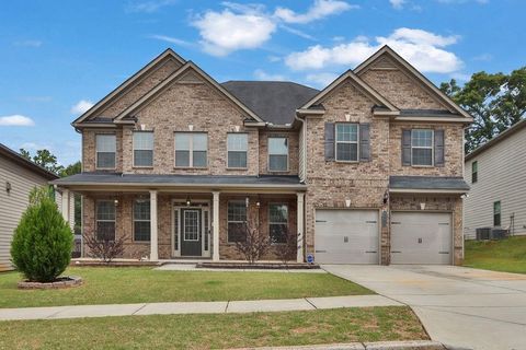 Homes For Sale - 1071 Virginia Oak Lane<br/> Lawrenceville, GA 30045