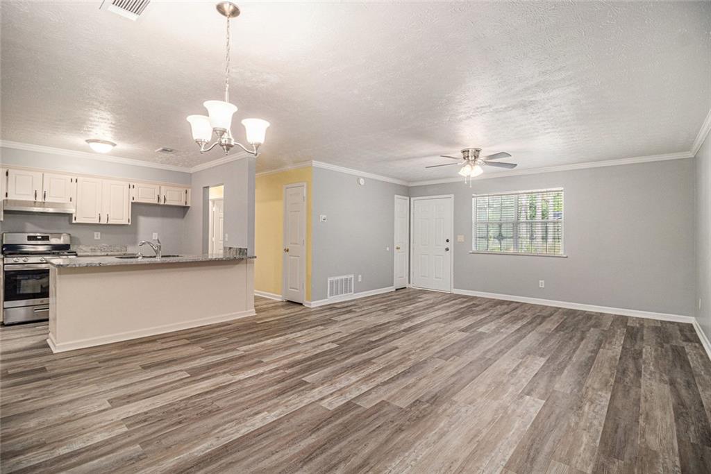 22 Cardinal Lane, Jonesboro, Georgia image 6