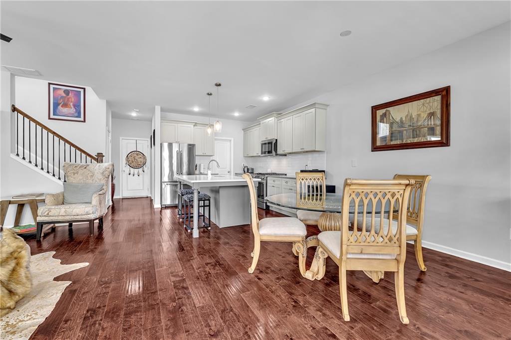 3117 Dogwood Drive, Hapeville, Georgia image 8