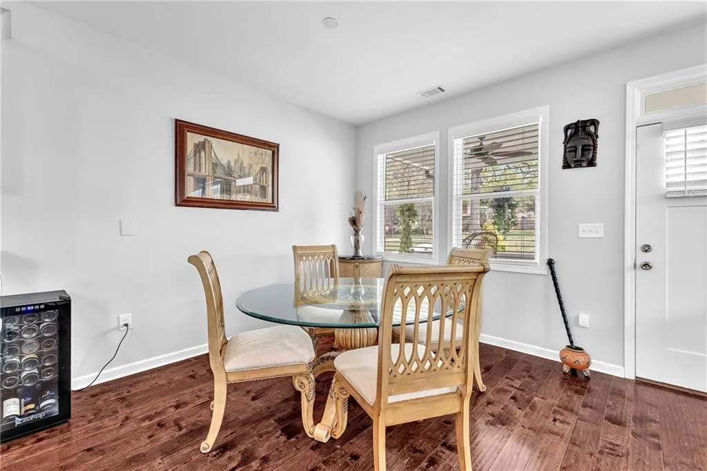 Hapeville, Georgia 30354, United States, 4 Bedrooms Bedrooms, ,3 BathroomsBathrooms,Residential,Coming Soon,98627