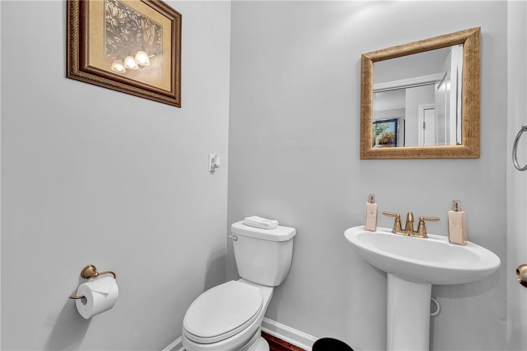 3117 Dogwood Drive, Hapeville, Georgia image 16