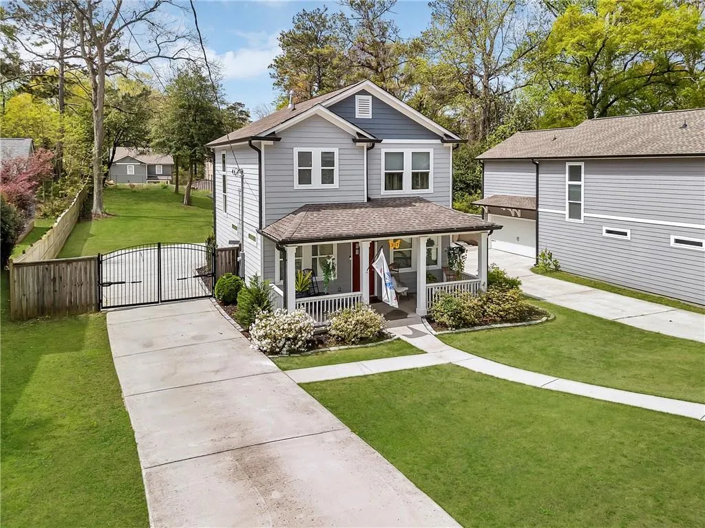 Hapeville, Georgia 30354, United States, 4 Bedrooms Bedrooms, ,3 BathroomsBathrooms,Residential,Coming Soon,98627