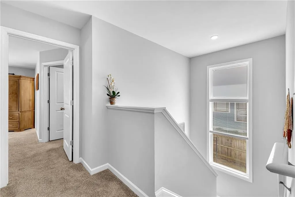 Hapeville, Georgia 30354, United States, 4 Bedrooms Bedrooms, ,3 BathroomsBathrooms,Residential,Coming Soon,98627