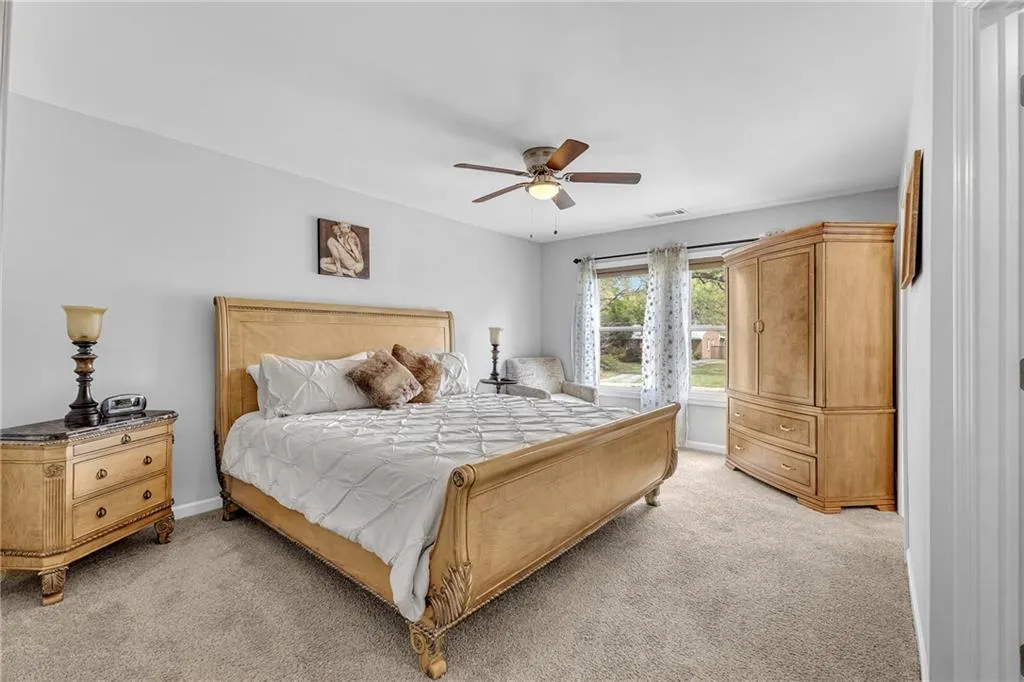 Hapeville, Georgia 30354, United States, 4 Bedrooms Bedrooms, ,3 BathroomsBathrooms,Residential,Coming Soon,98627