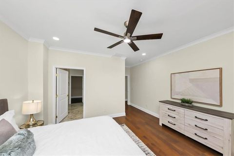 Single Family Residence in Atlanta GA 1188 Oakland Lane 9.jpg