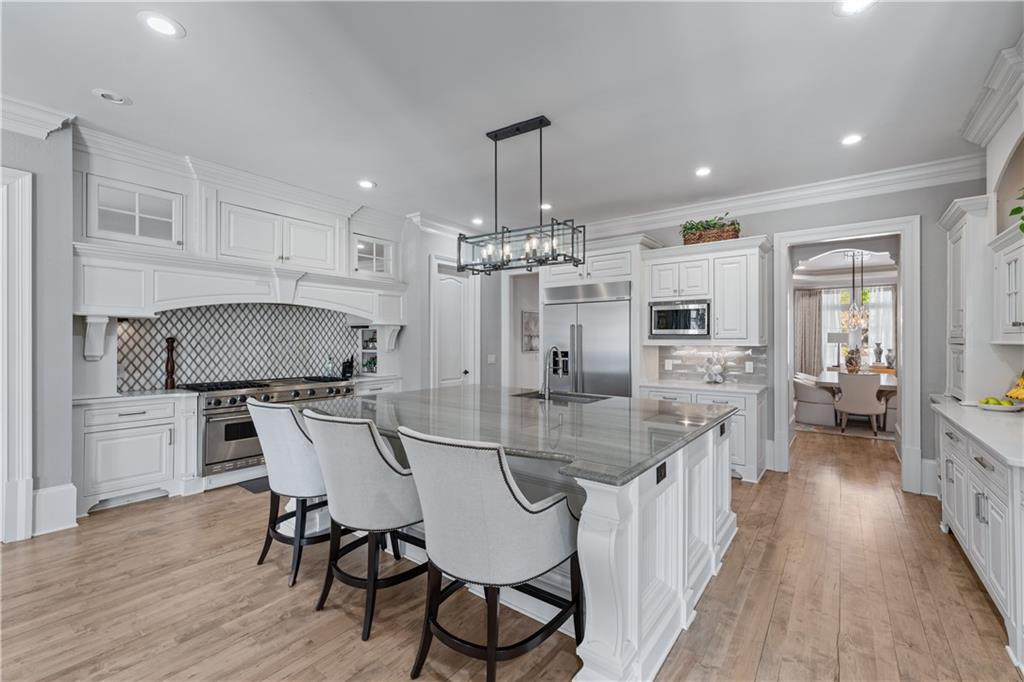 15938 Manor Club Drive Dr, Alpharetta, Georgia image 9