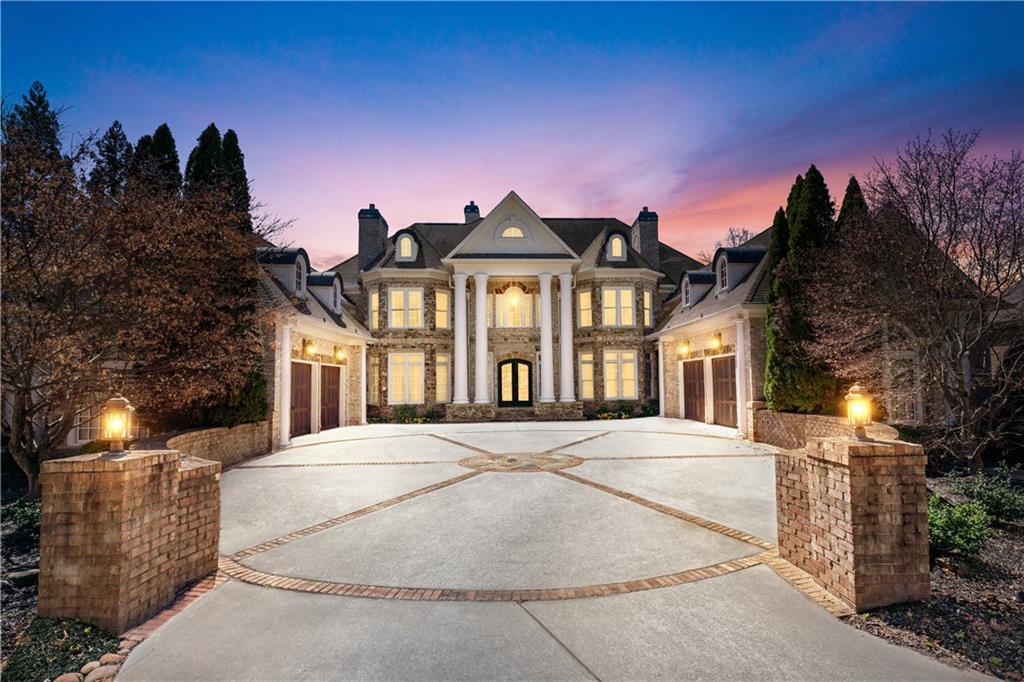 15938 Manor Club Drive Dr, Alpharetta, Georgia image 2