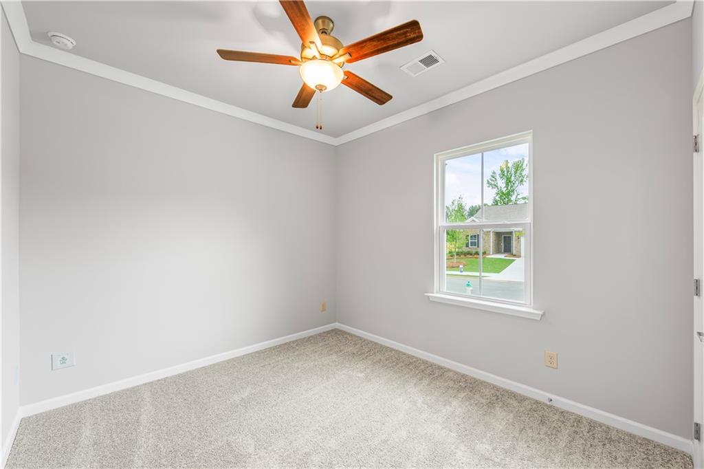 401 Village Lane, Fairburn, Georgia image 10