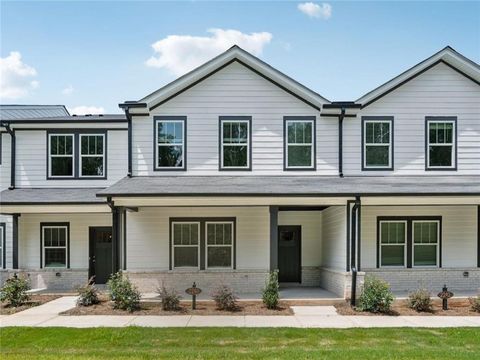 Townhouse For Sale - 2240 Ashton Drive<br/> Conyers, GA 30013