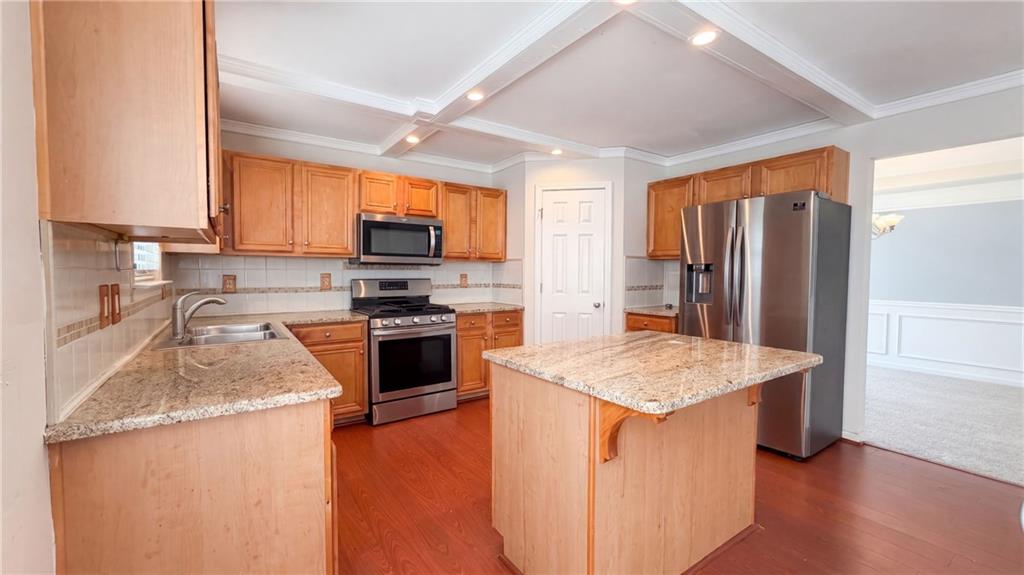330 Oxnard Circle SW
