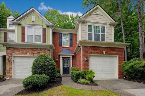 Townhouse For Sale - 305 Kigian Trail<br/> Woodstock, GA 30188