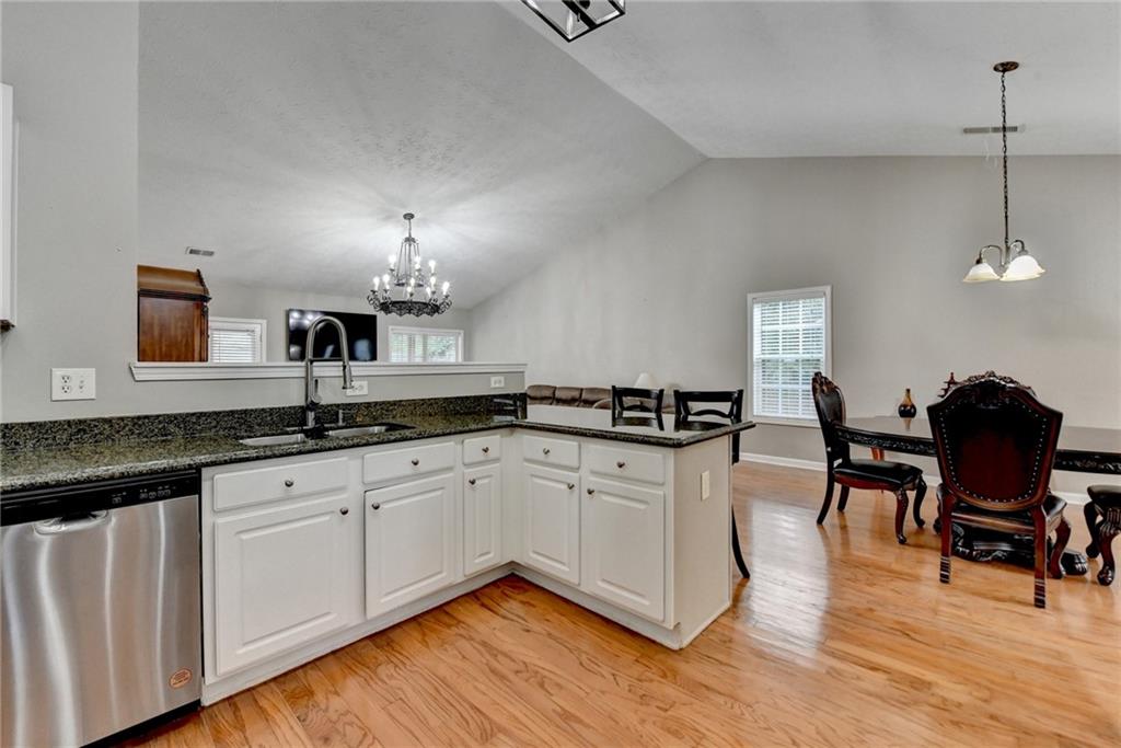 1627 Amhearst Walk Road, Lawrenceville, Georgia image 24