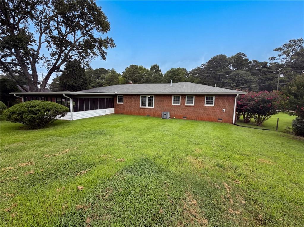 3293 Bright Star Road
