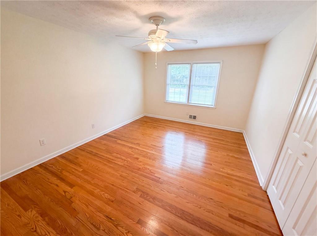 3293 Bright Star Road