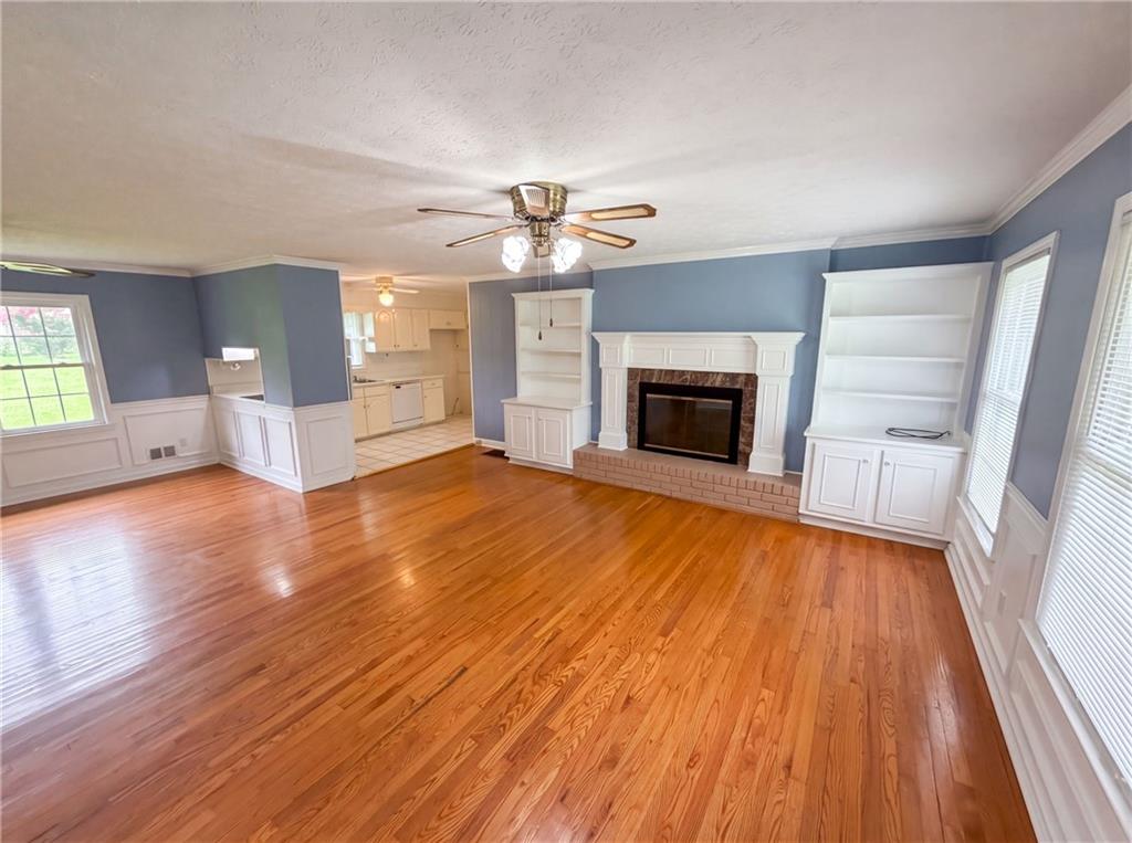 3293 Bright Star Road