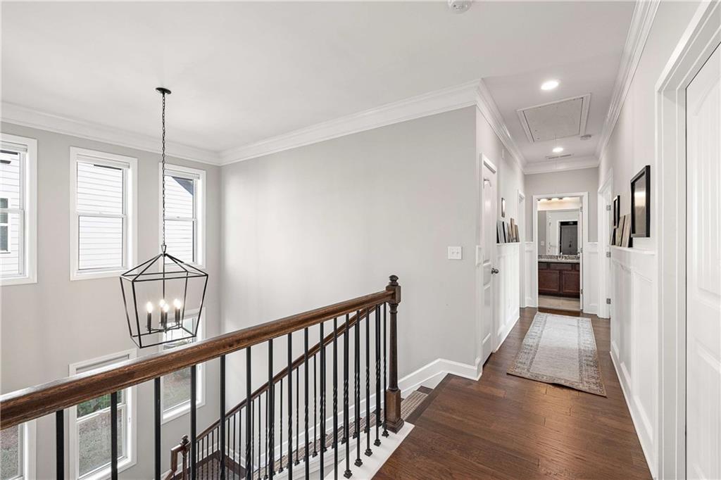 Mountain Crest - Residential