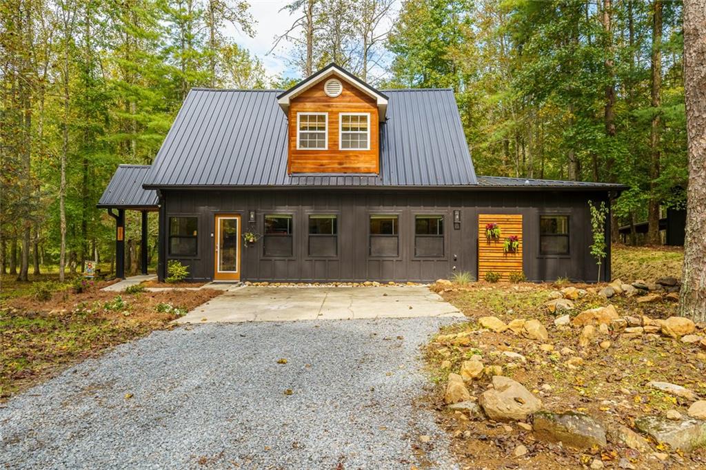331 Rocky Hollow Road