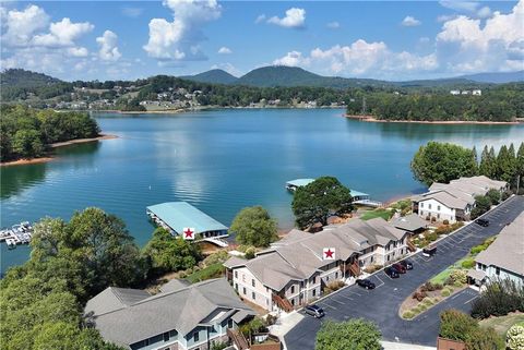 A home in Hiawassee