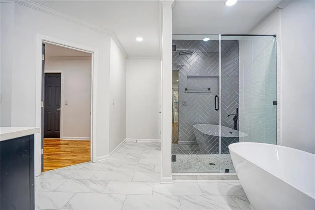 Atlanta, Georgia 30311, United States, 3 Bedrooms Bedrooms, ,3 BathroomsBathrooms,Residential,Active,206440