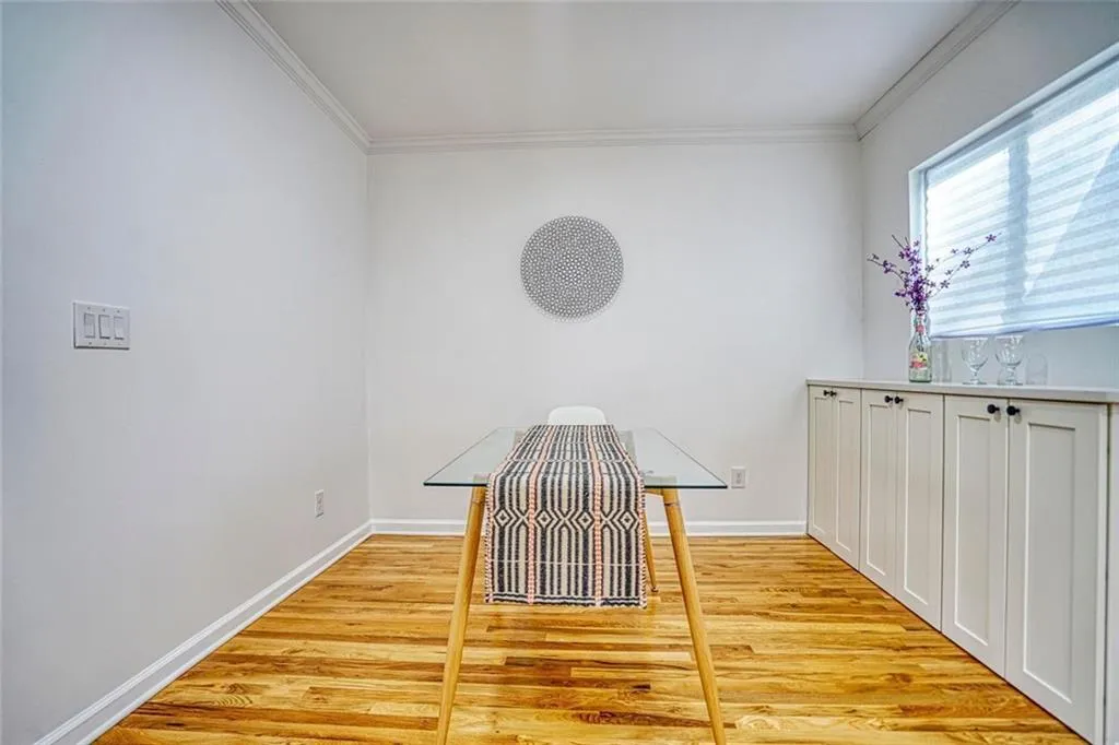 Atlanta, Georgia 30311, United States, 3 Bedrooms Bedrooms, ,3 BathroomsBathrooms,Residential,Active,206440