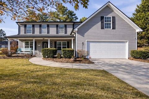 Homes For Sale - 921 Roxeywood Drive<br/> Barrow County, Winder, GA 30680