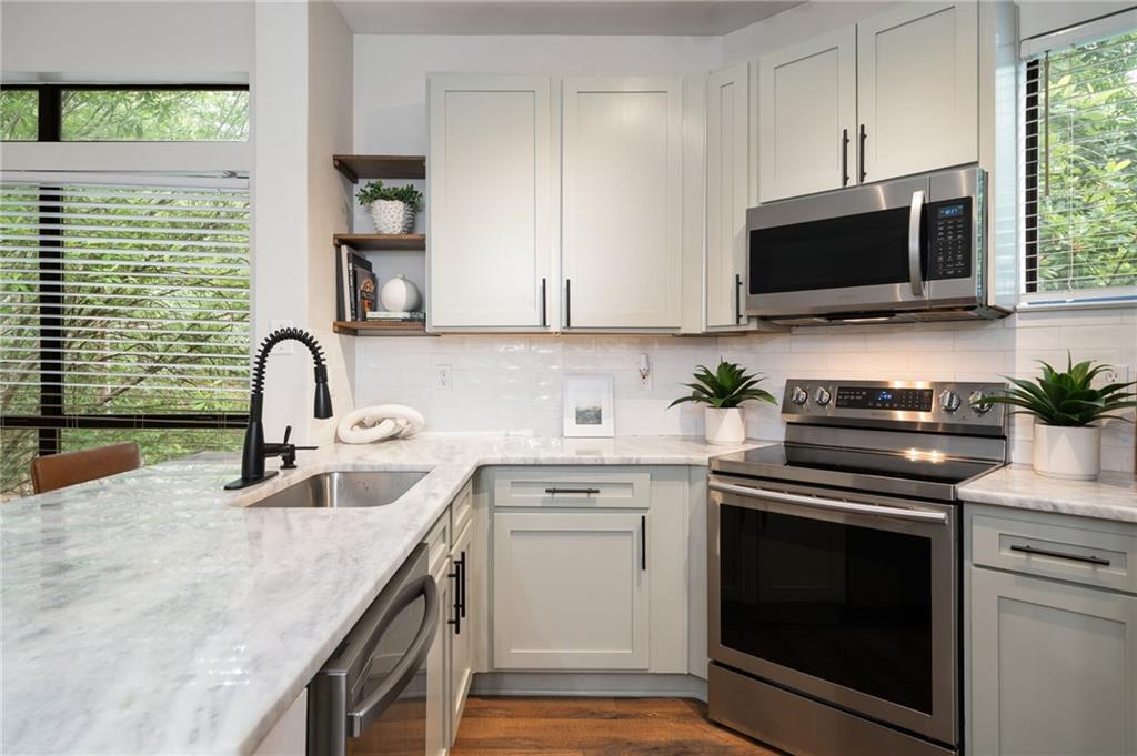 821 Ralph Mcgill Boulevard NE 2219