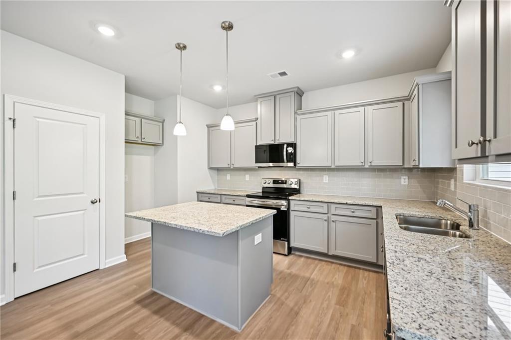 The Hills at Cedar Creek - Residential