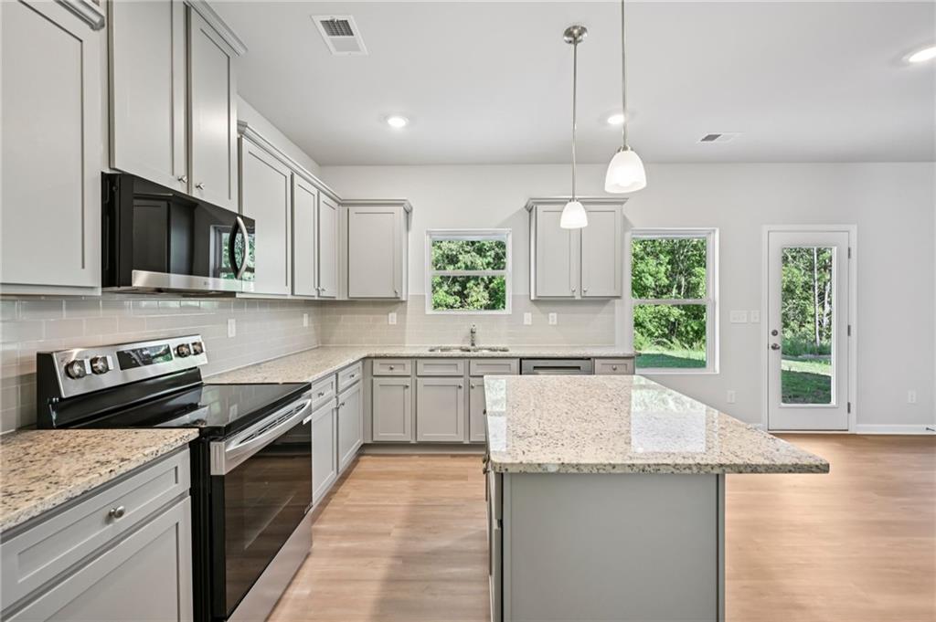 The Hills at Cedar Creek - Residential