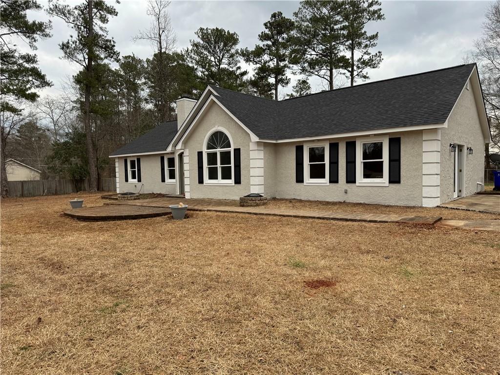 246 Lakewood Drive, Newnan, Georgia image 1