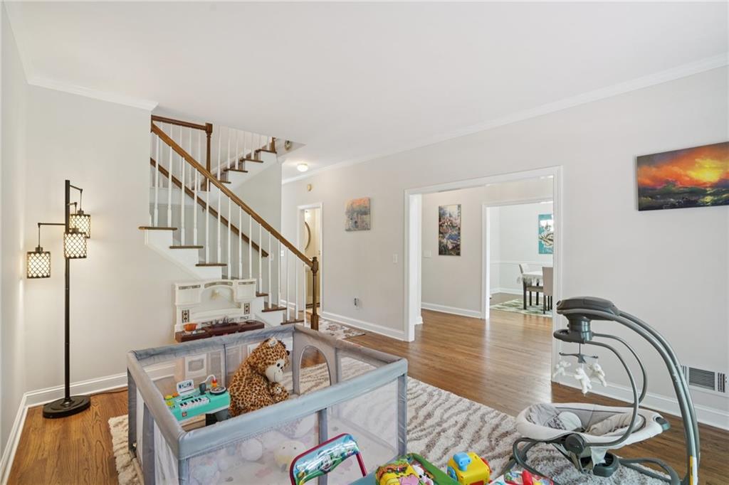 5114 J White Road