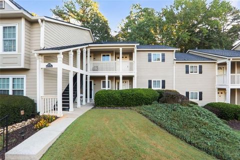 Condo For Sale - 64 Middleton Court<br/> Smyrna, GA 30080