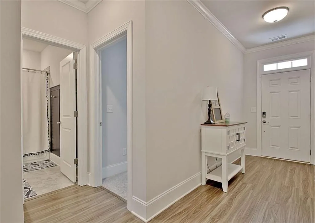 Peachtree City, Georgia 30269, United States, 5 Bedrooms Bedrooms, ,3 BathroomsBathrooms,Residential,Active,207862