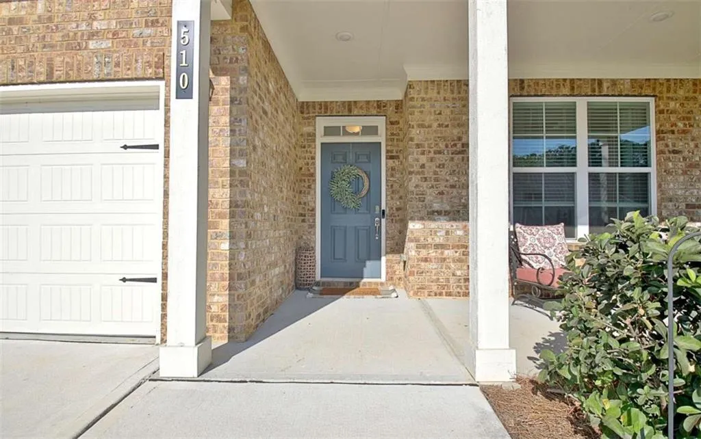 Peachtree City, Georgia 30269, United States, 5 Bedrooms Bedrooms, ,3 BathroomsBathrooms,Residential,Active,207862