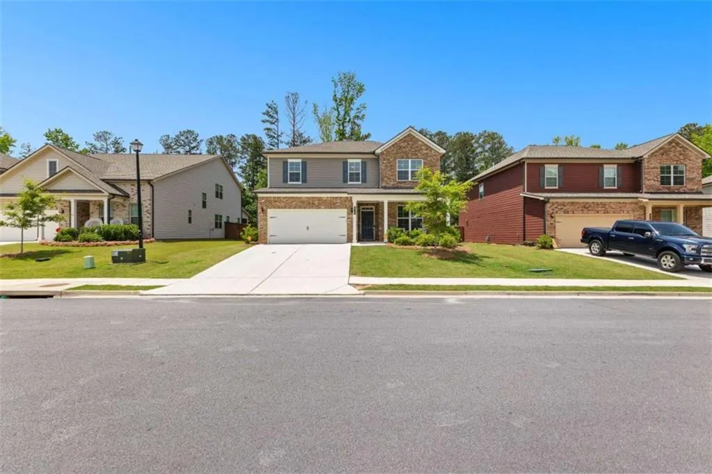 Peachtree City, Georgia 30269, United States, 5 Bedrooms Bedrooms, ,3 BathroomsBathrooms,Residential,Active,207862