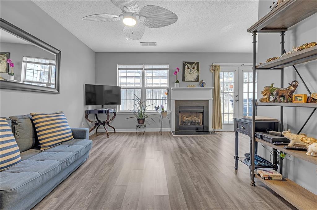 6722 Gallant Court SE