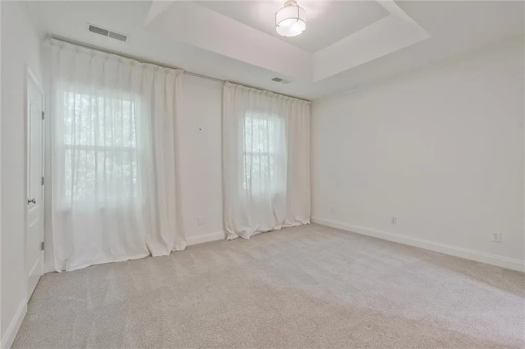 Brookhaven, Georgia 30319, United States, 3 Bedrooms Bedrooms, ,4 BathroomsBathrooms,Residential,Pending,110977