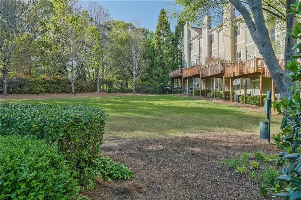 Brookhaven, Georgia 30319, United States, 3 Bedrooms Bedrooms, ,4 BathroomsBathrooms,Residential,Pending,110977