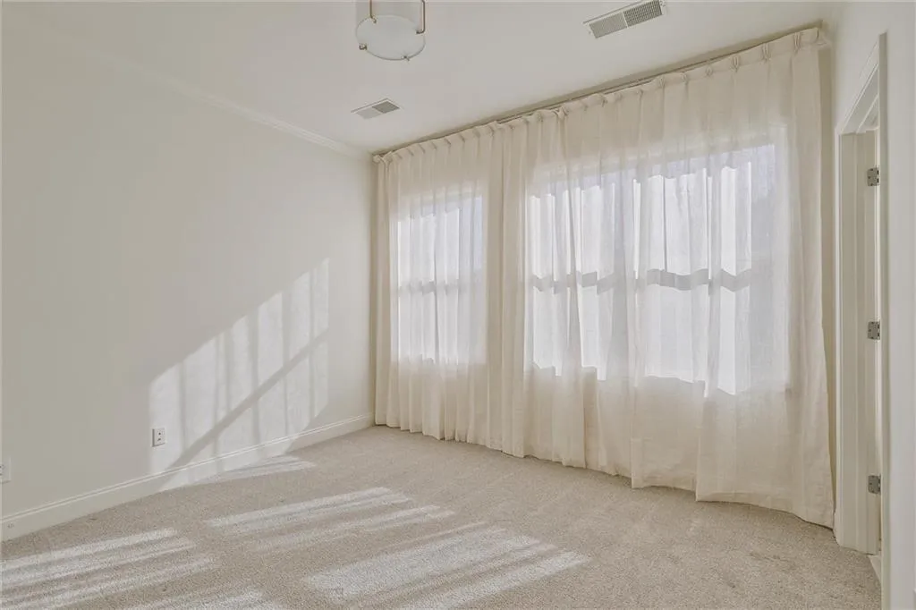 Brookhaven, Georgia 30319, United States, 3 Bedrooms Bedrooms, ,4 BathroomsBathrooms,Residential,Pending,110977