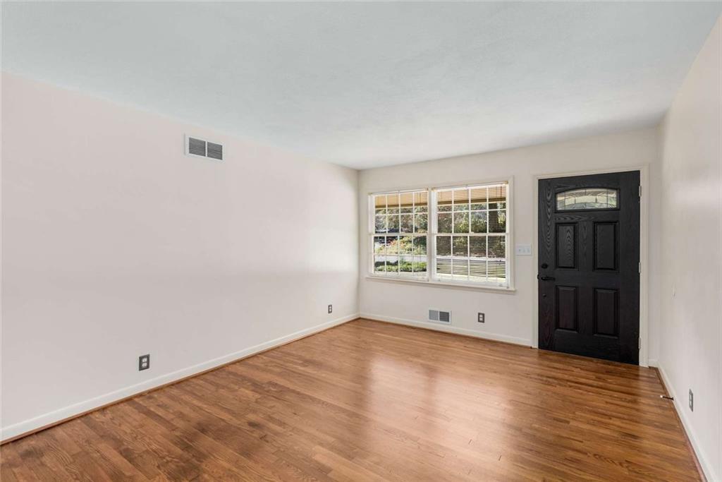 199 Brookwood Drive SW