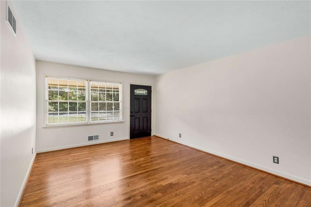 199 Brookwood Drive SW