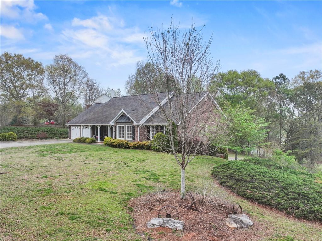 2904 Rivercrest Drive
