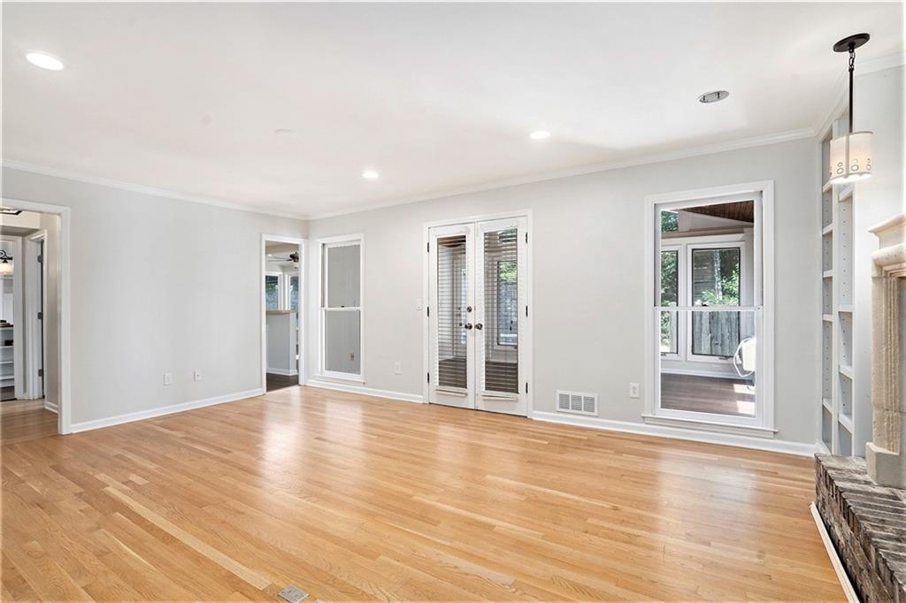 6300 Mountain Brook Lane, Atlanta, Georgia image 6