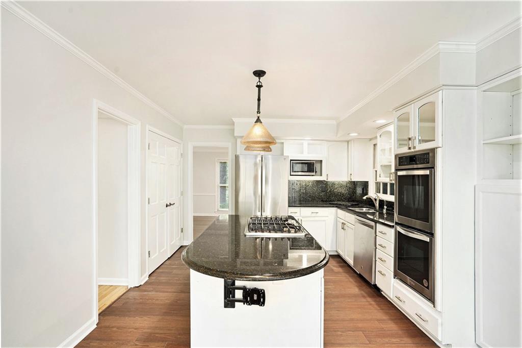 6300 Mountain Brook Lane, Atlanta, Georgia image 10