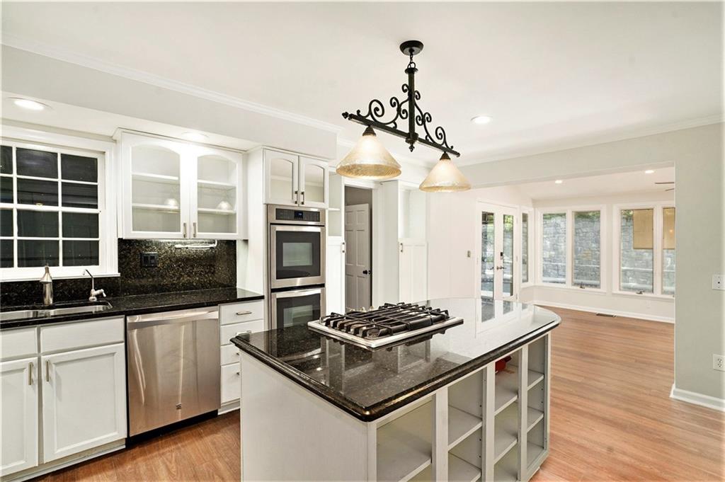 6300 Mountain Brook Lane, Atlanta, Georgia image 9