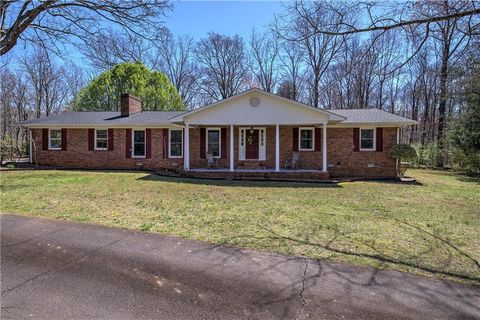 Single Family Residence in Rydal GA 100 East Valley Road.jpg