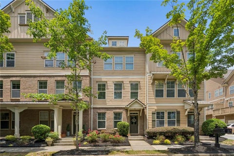 Townhouse For Sale - 503 Grove Field Court<br/> Suwanee, GA 30024