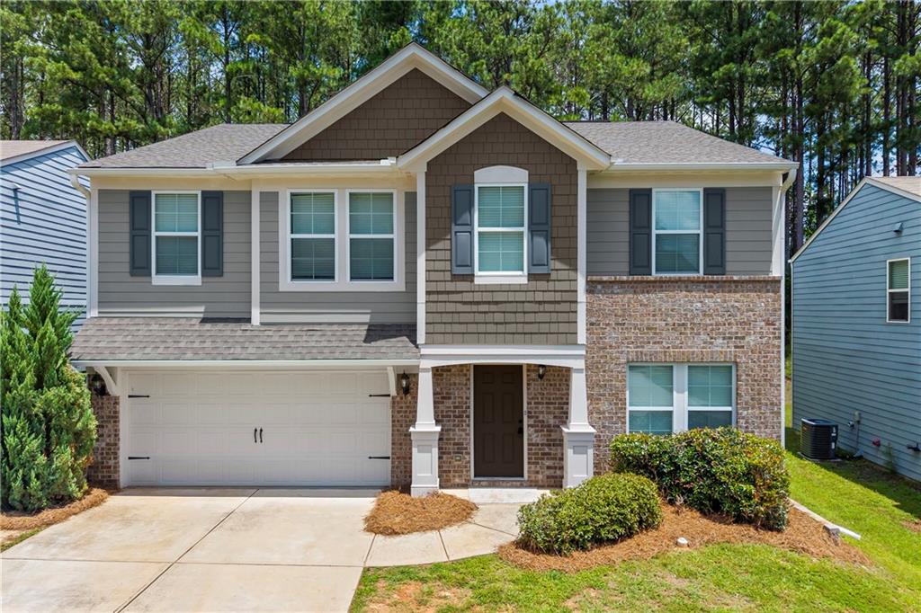 Welcome to Your Dream Home in Dallas, GA!
Located in the highly sought-after North Paulding School District, this stunning home has been beautifully refreshed with new flooring and fresh paint throughout, creating a move-in-ready experience you’ll love. The open-concept floor plan offers a bright, airy atmosphere, seamlessly connecting the living, dining, and kitchen spaces—perfect for both entertaining and everyday living.
Upstairs, a spacious loft provides endless possibilities for a playroom, gaming area, or flexible living space. On the main level, you’ll appreciate the convenience of a guest bedroom and full bath, ideal for hosting friends or accommodating multi-generational living.
Step outside to a private back patio featuring a cozy firepit—perfect for relaxing evenings. The neighborhood offers resort-style amenities, including a sparkling pool, tennis courts, clubhouse, and playground, giving you the ultimate lifestyle experience.
Situated close to shops, eateries, and everyday conveniences, this home combines comfort, style, and location. Don’t miss your chance to make it yours—schedule your private tour today!