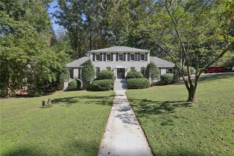 Photo of 1020 Winding Creek Trail, Sandy Springs, GA 30328 (MLS # 7852448)