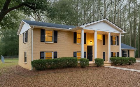 1607 HILLVIEW Jonesboro GA 30236